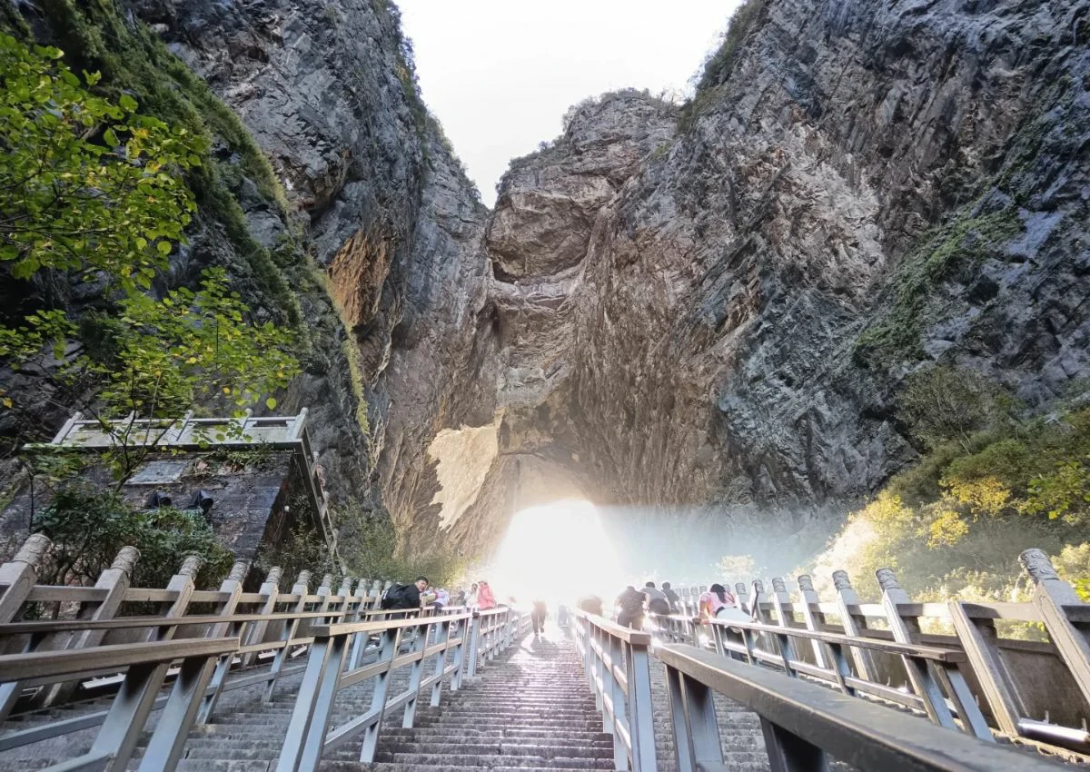 天門山玻璃棧道